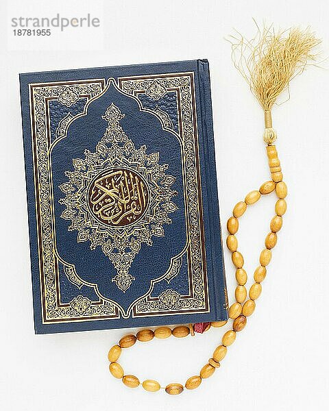 Ansicht von oben islamisches Neujahr mit Koran Buch2. Auflösung und hohe Qualität schönes Foto