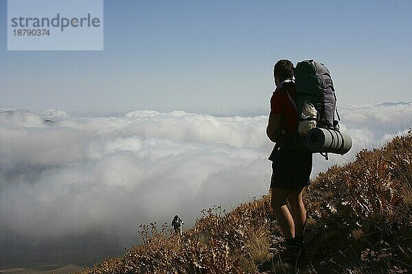 Zwei Bergsteiger an der Nordostflanke des Damavand  Iran