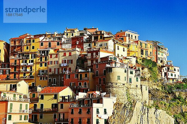 Traditionelle mediterrane Architektur in Manarola  La Spezia  Ligurien  Italien  Europa