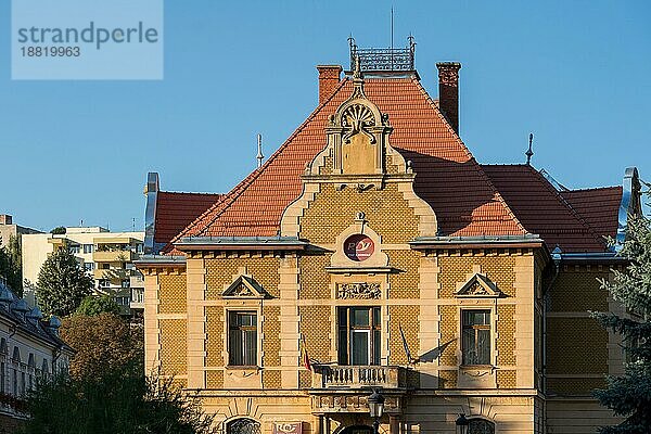 BRASOV  TRANSYLVANIA/ROMANIA - SEPTEMBER 20 : Blick auf die traditionellen Gebäude in Brasov Transylvania Rumänien am 20. September 2018