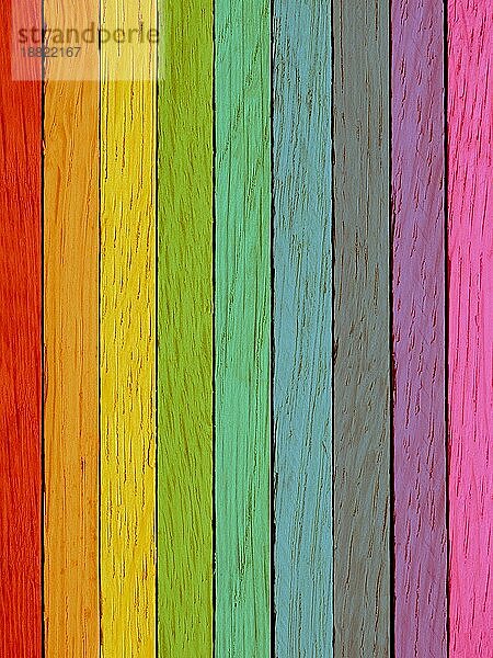 Textur von Hartholzplanken in den Farben des Regenbogens gefärbt  Freiheit oder Vielfalt Konzept Hintergrund