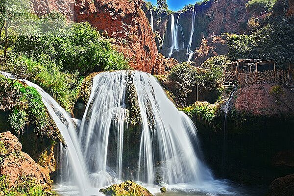 Ouzoud Wasserfall in der Nähe des Grand Atlas Dorfes Tanaghmeilt  Marokko  Afrika