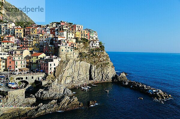 Traditionelle mediterrane Architektur in Manarola  La Spezia  Ligurien  Italien  Europa