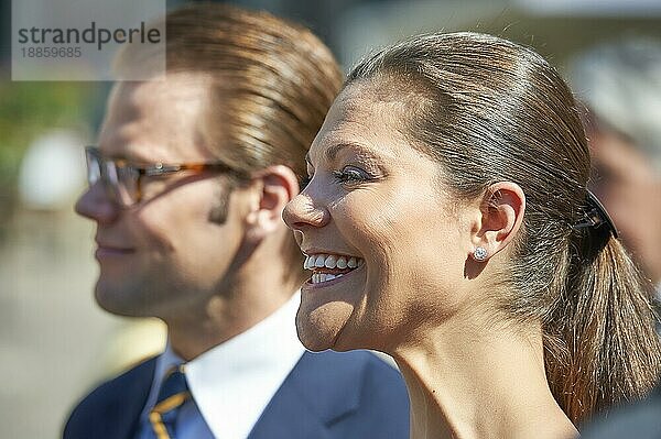 Kronprinzessin Victoria von Schweden und ihr Ehemann Prinz Daniel Westling  Herzog von Västergötland in Stockholm Schweden