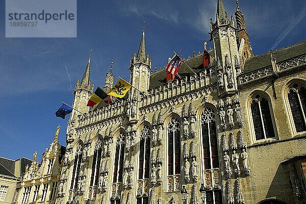 Gotisches Rathaus  erbaut 1376  Brügge  Westflandern  Belgien  Europa
