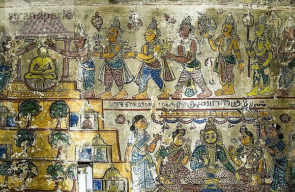 Wandmalereien aus dem 18. Jahrhundert im Adinath-Jain-Tempel im Dorf Vidur bei Tindivanam  Tamil Nadu  Südindien  Indien  Asien