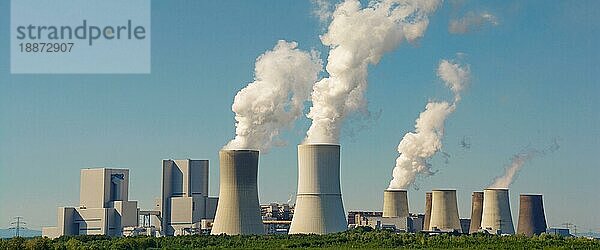 Panoramabild eines modernen Kohlekraftwerks