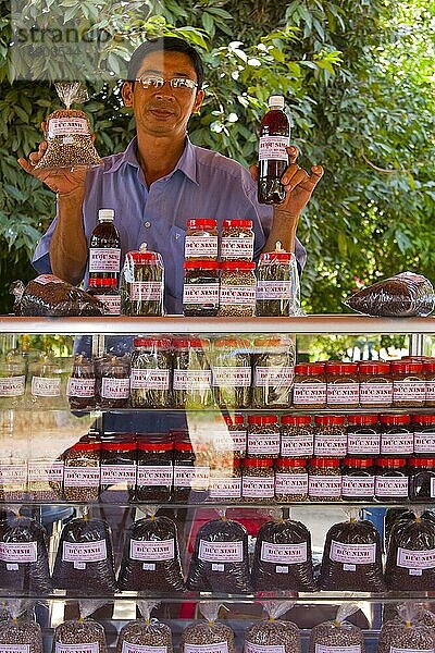 Teeverkäufer  Insel Phu Quoc  Vietnam  Asien