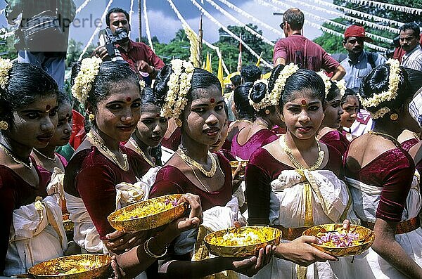 Athachamayam Feier in Thripunithura während Onam in der Nähe von Ernakulam  Kerala  Südindien  Indien  Asien