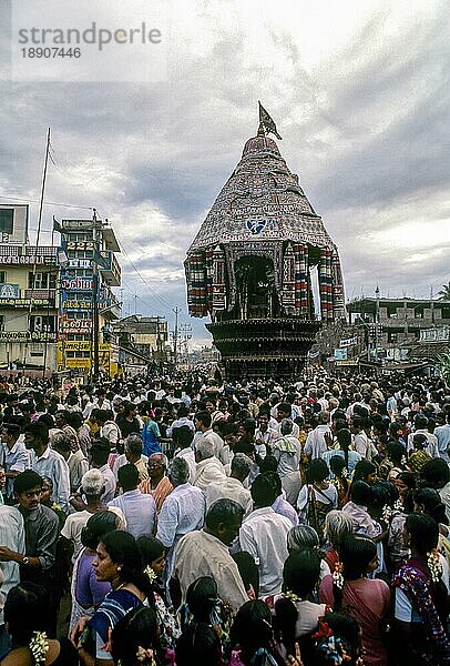 Chariot Festival während Arudra Dharsan in Chidambaram  Tamil Nadu  Südindien  Indien  Asien