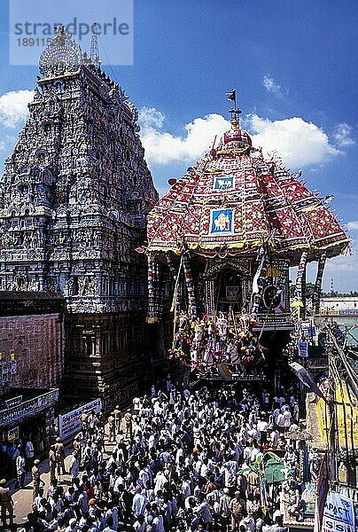 Tempelwagenfest in Thiruvarur Tiruvarur  Tamil Nadu  Südindien  Indien  Asien. Größter Streitwagen in Indien  Asien