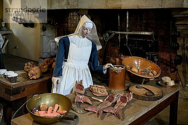 Ausstellungsraum im Hôtel-Dieu  1443 gegründetes  ehemaliges Krankenhaus  Beaune  Departement Côte-d'Or  Bourgogne-Franche-Comté  Burgund  Frankreich  Europa