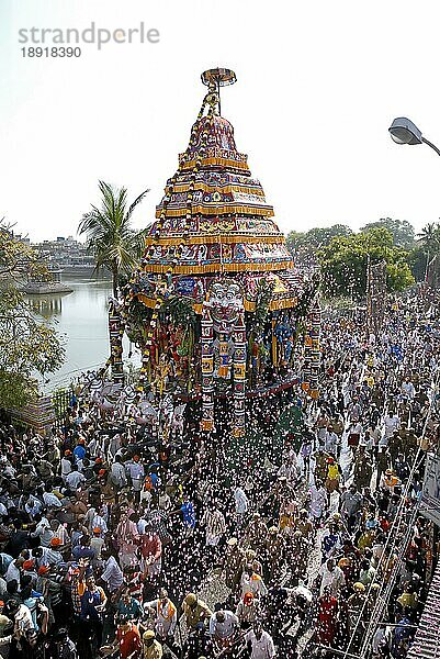 Chariot-Tempelfest im Kapaleeswarar-Tempel in Mylapore  Chennai  Tamil Nadu  Indien  Asien