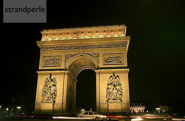 Trumphal Arch at_night  paris  France  Triumphbogen bei Nacht  Frankreich  Europa  Querformat  horizontal portfolio_weltstaedte  Europa