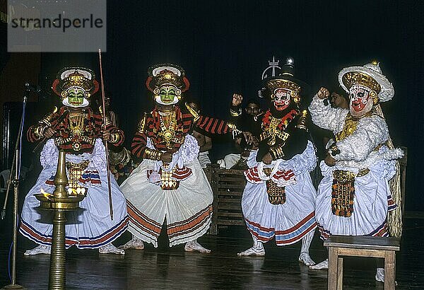 Koodiyattam Kodiyattom ist das sanskritische Theater von Kerala  das vor zwei Jahrtausenden entstanden sein soll. Kerala Kalamandalam in Cheruthuruthy oder Vallathol Nagar  Kerala  Südindien  Indien  Asien.  Asien