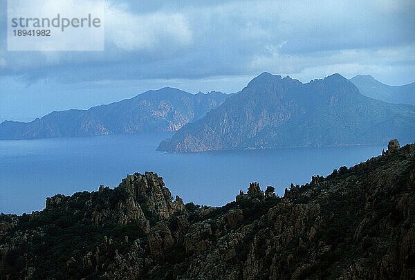 View on bay of Porto  Corsica  France  Blick auf die Bucht von Porto  Korsika  Frankreich  Europa