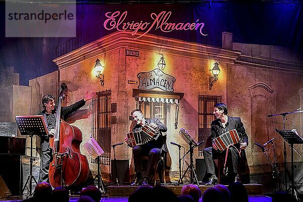 Tangomusiker im Tango-Lokal El Viejo Almacén  San Telmo  Buenos Aires  Argentinien  Südamerika