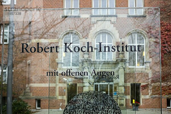 Außenaufnahme Robert-Koch-Institut (RKI) . Berlin  12.11.2020  Berlin  Deutschland  Europa