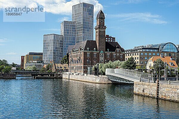 Alte und moderne Gebäude in Malmö  Schweden  Europa