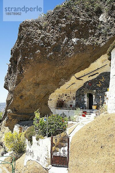 Traditionelle Wohnhöhle in Artenara  Provinz Las Palmas  Gran Canaria  Kanarische Inseln  Spanien  Europa