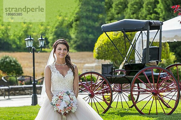 Eine Braut  die sich auf ihre Hochzeit vorbereitet