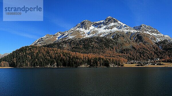 Schöne Landschaft bei St. Moritz  Schweizer Alpen