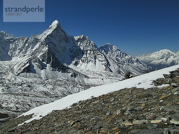 Schöner Berg Ama Dablam  Sagarmatha Nationalpark