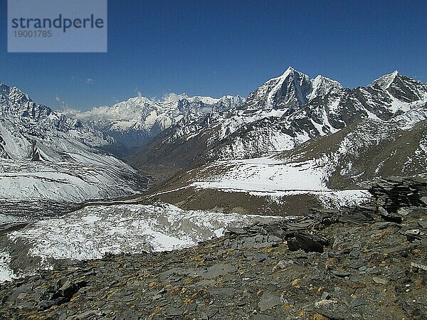 Wunderschöne Aussicht vom Chhukhung Ri  Sagarmatha National Park