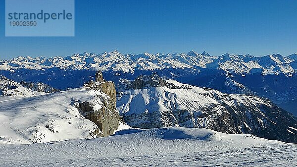 Quille du Diable  Blick vom Glacier de Diablerets in Richtung Kanton Wallis