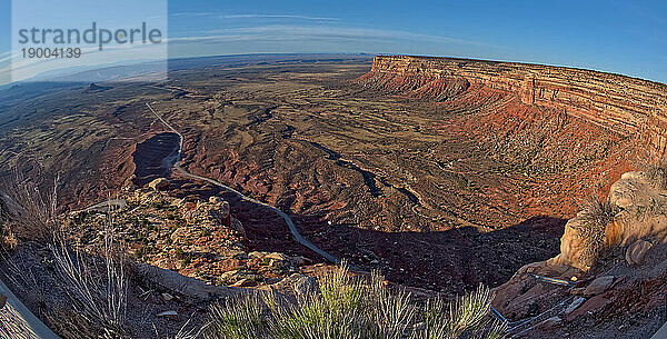 View of Valley of the Gods from the Moki Dugway  also called Utah State Route 261  Utah  United States of America  North America