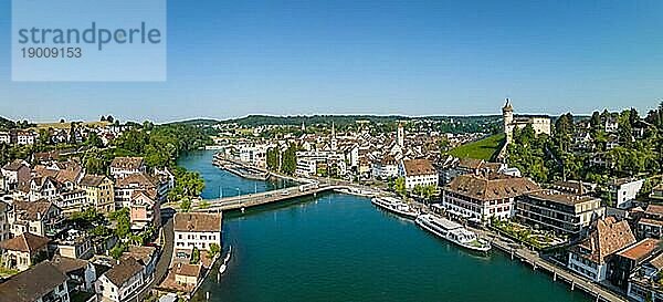 Luftbild-Panorama von der Stadt Schaffhausen und dem Rhein  Kanton Schaffhausen  Schweiz  Europa