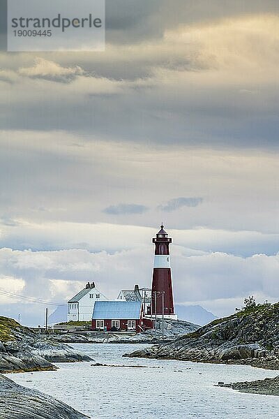 Leuchtturm Tranoy Fyr  Tranøy Fyr  Hamarøy  Ofoten  Vestfjord  Nordland  Norwegen  Europa