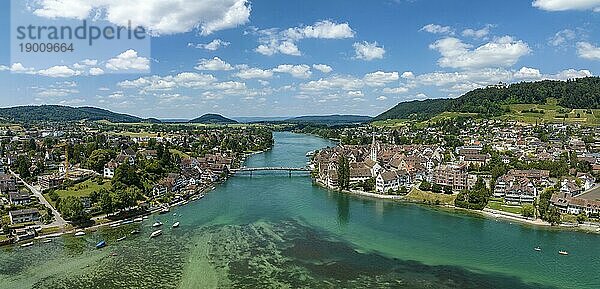 Luftbild-Panorama von der Stadt Stein am Rhein  Kanton Schaffhausen  Schweiz  Europa