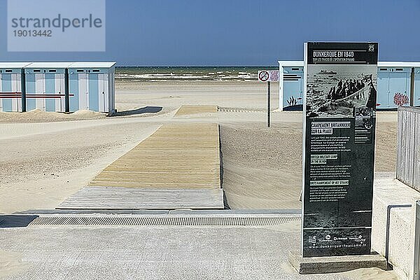 Dunkerque en 1940  Lehrtafel  Strandpromenade  Dünkirchen  Nord  Frankreich  Europa