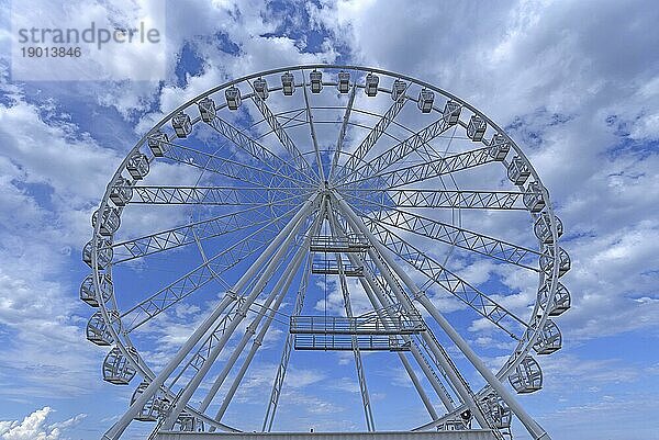 Riesenrad am Strand von Kühlungsborn  Mecklenburg-Vorpommern  Deutschland  Europa