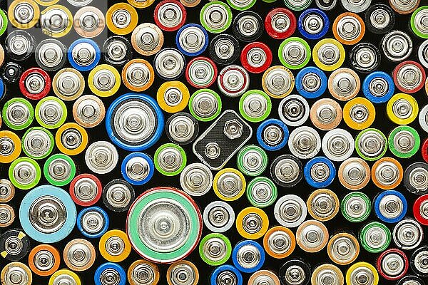 Draufsicht Batterieverschmutzung Abfall. Schönes Foto