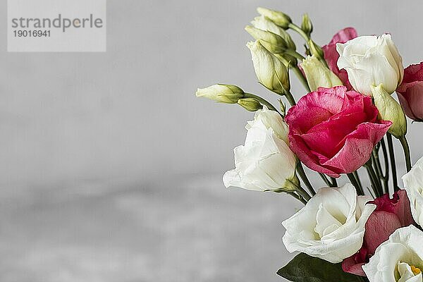 Blumenstrauß Rosen Nahaufnahme mit Kopierraum. Foto mit hoher Auflösung