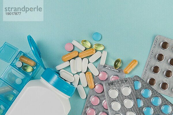 Draufsicht Vielfalt Medizin Tabletten. Auflösung und hohe Qualität schönes Foto