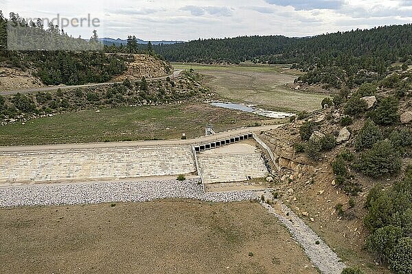 Dulce  New Mexico  der Dulce Lake in der Jicarilla Apache Nation im Norden New Mexicos ist aufgrund der anhaltenden Trockenheit ausgetrocknet