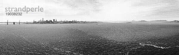 Schwarz-Weiß-Panorama von San Francisco