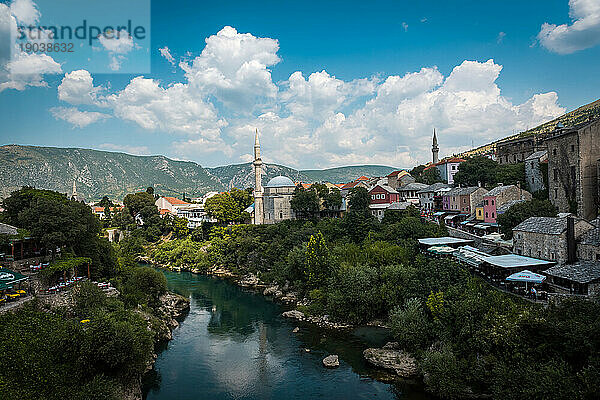 Die Stadt Mostar in Bosnien und Herzegowina