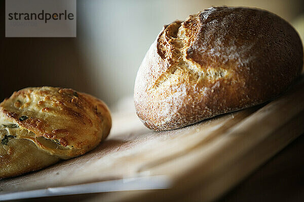 Nahaufnahme von frischem Brot.