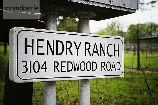 Verkehrsschild Hendry Ranch Vineyards.
