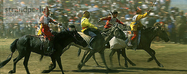 Ziel des Pferderennens  Nadaam-Fest