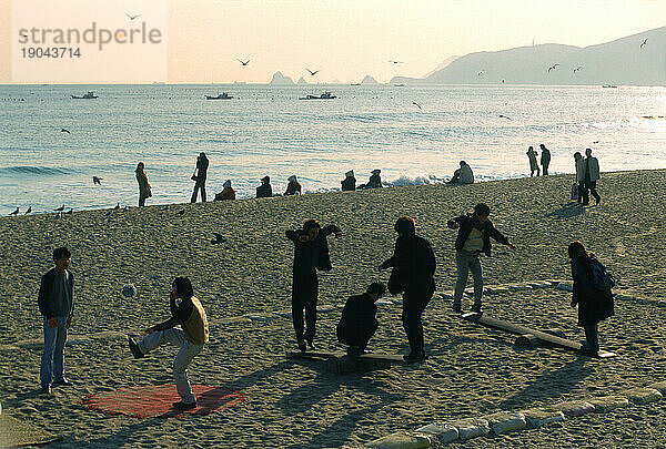 Traditionelle koreanische Spiele  Haeundae Beach