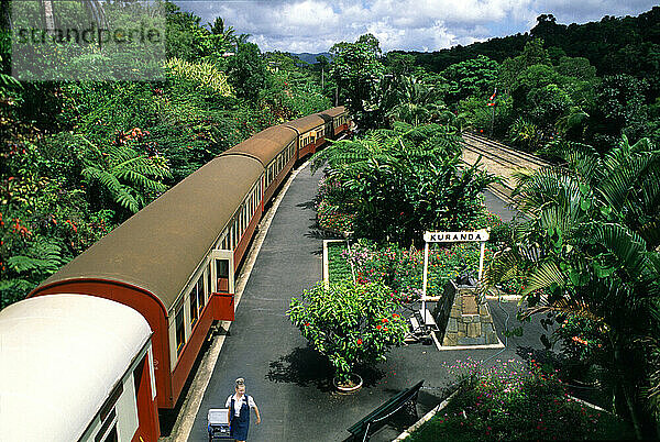 Nostalgischer Zug von Cairns nach Kuranda