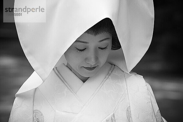 Porträt einer traditionellen japanischen Braut.