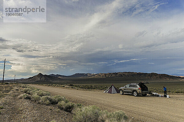 Autocamping irgendwo am Highway 50 in Zentral-Nevada.