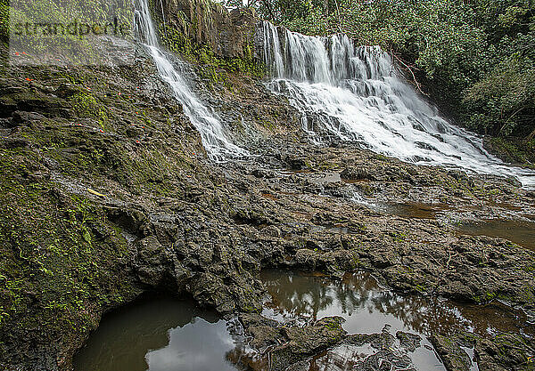 Ruhige Pools neben den Hoopii Falls  Kauai
