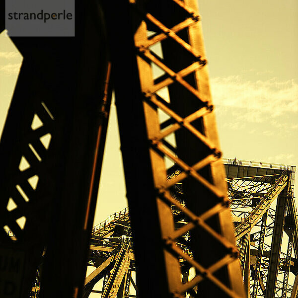 Stahlbrücke  Detail der Konstruktion  San Francisco Oakland Bay Bridge  Kalifornien.